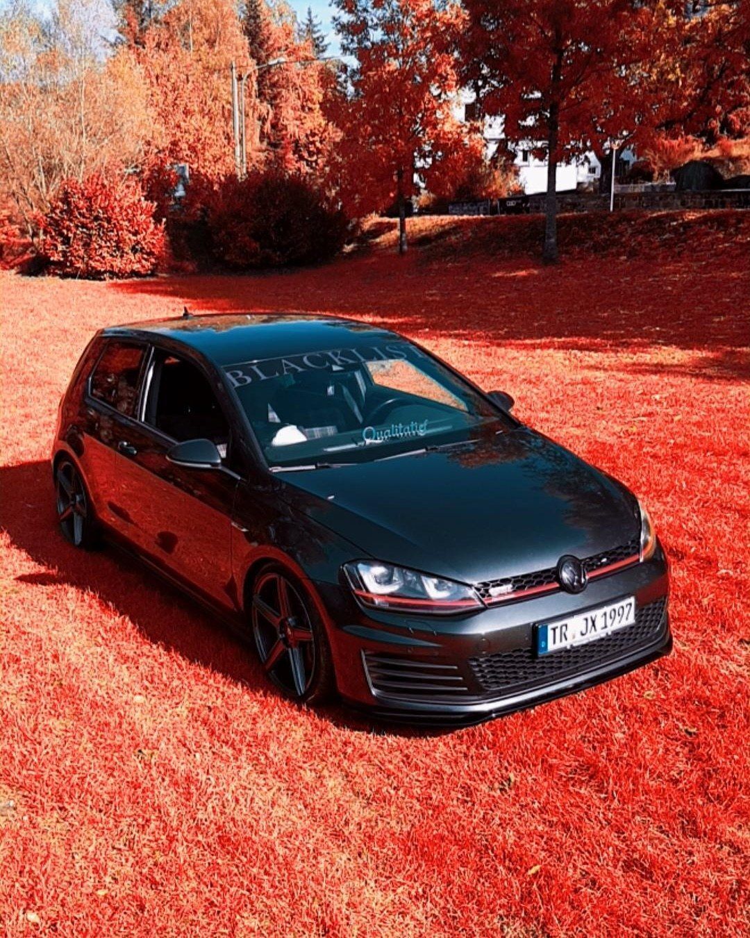 VOLKSWAGEN Golf 7 AU KV1 grau matt