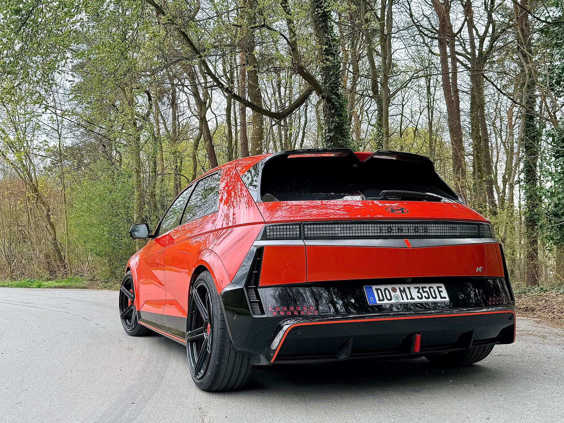 HYUNDAI IONIQ 5 N with KV1 S Wheels