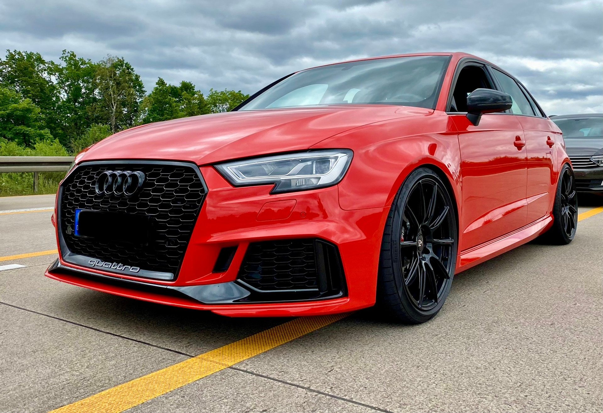 AUDI RS3 Sportback 8V with 19 inch mbDESIGN wheels