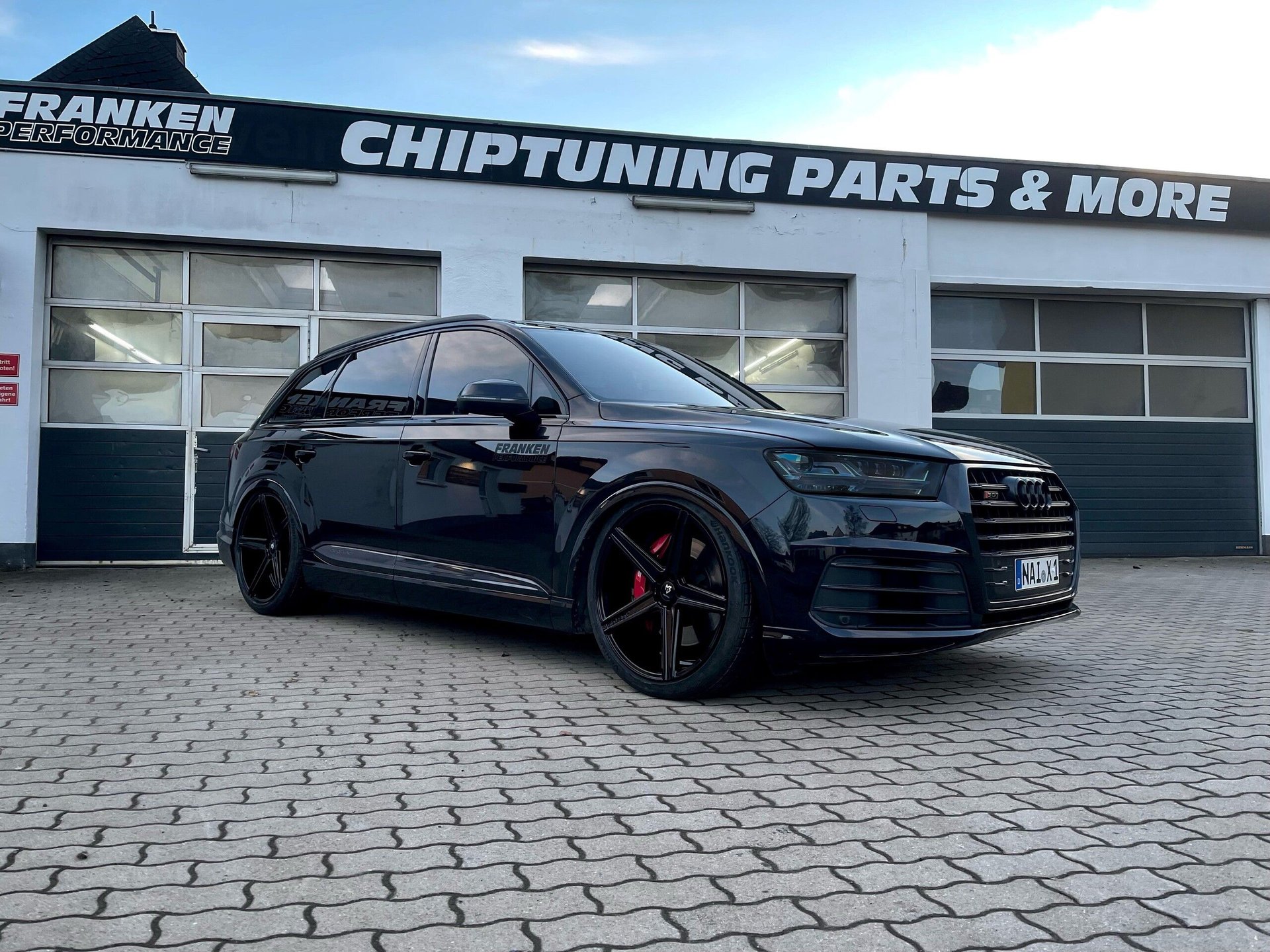 AUDI Q7 4L KV1 schwarz glänzend