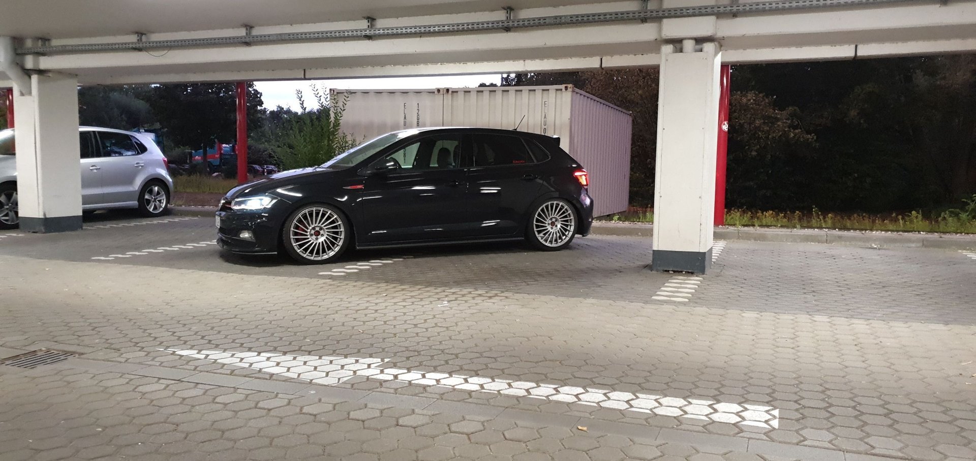 VOLKSWAGEN Polo AW - VR3 silber glänzend