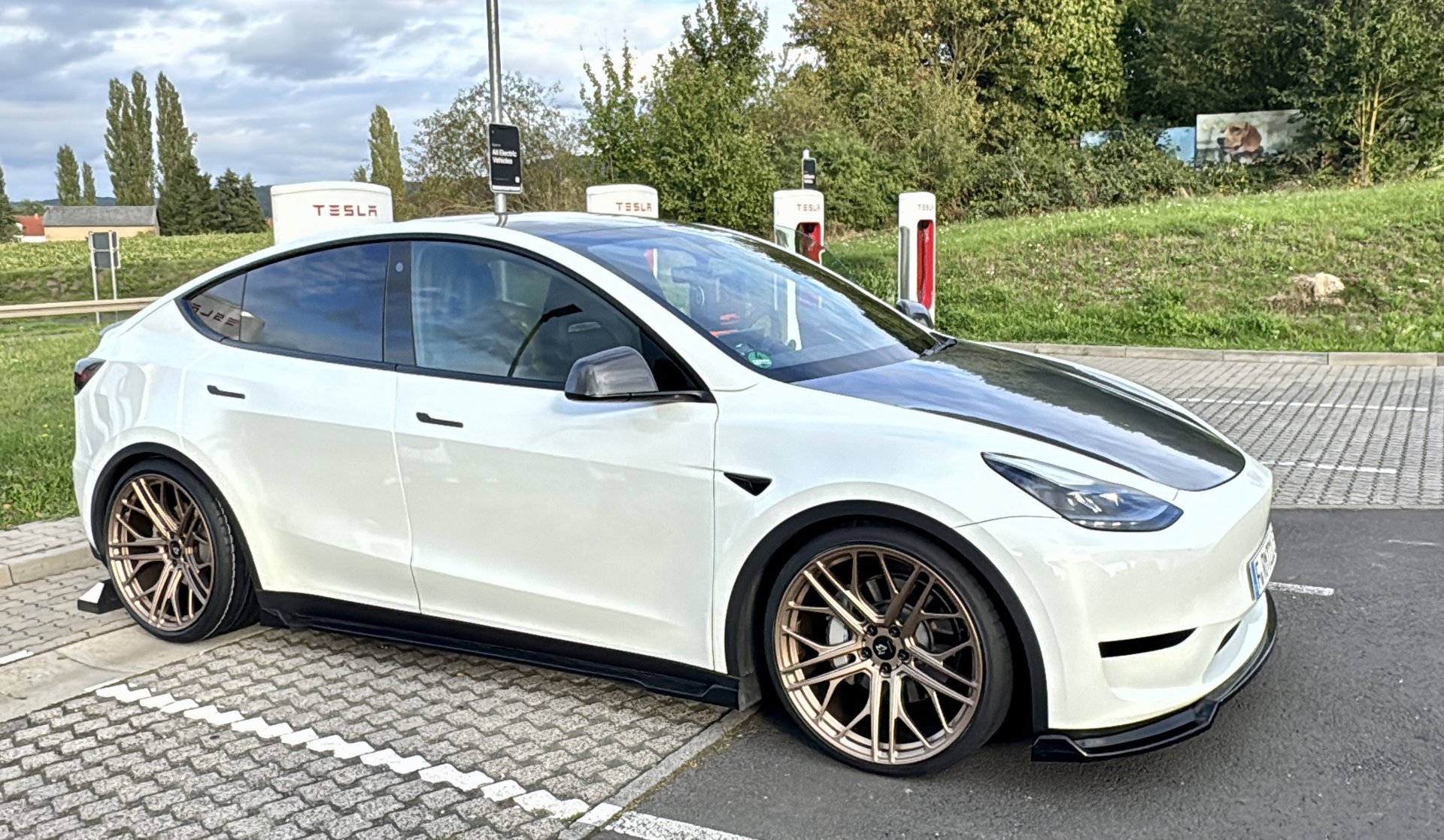 TESLA Model Y | mbDESIGN SF1