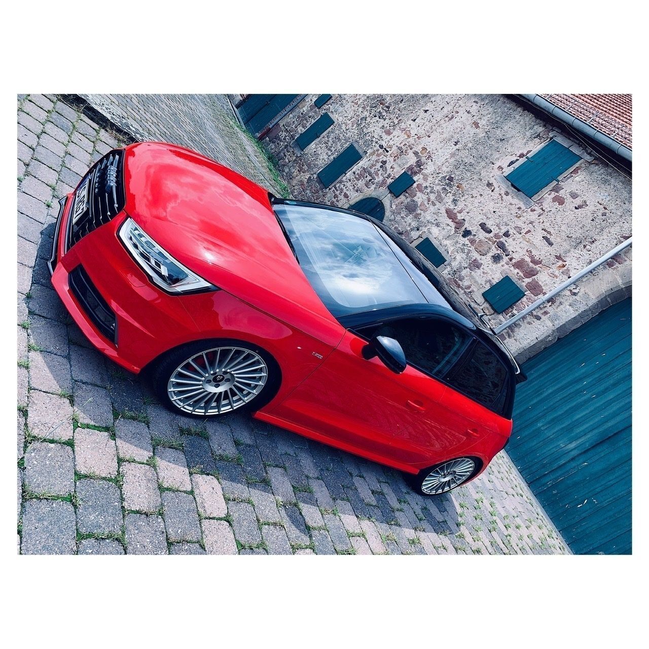 AUDI S1 2.0 TFSI Quattro with mbDESIGN VR3 18 inch wheels