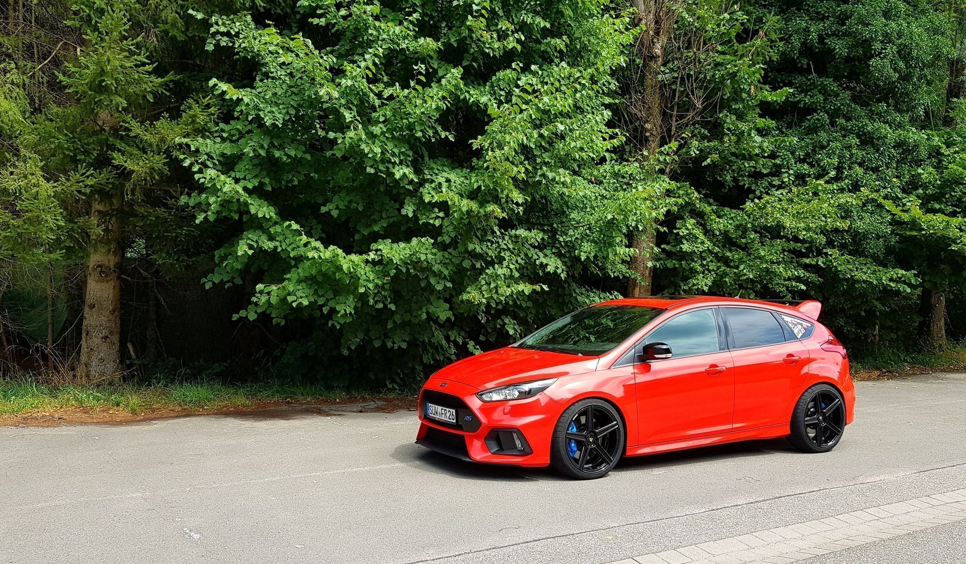 FORD Focus DYB - KV1 schwarz glänzend