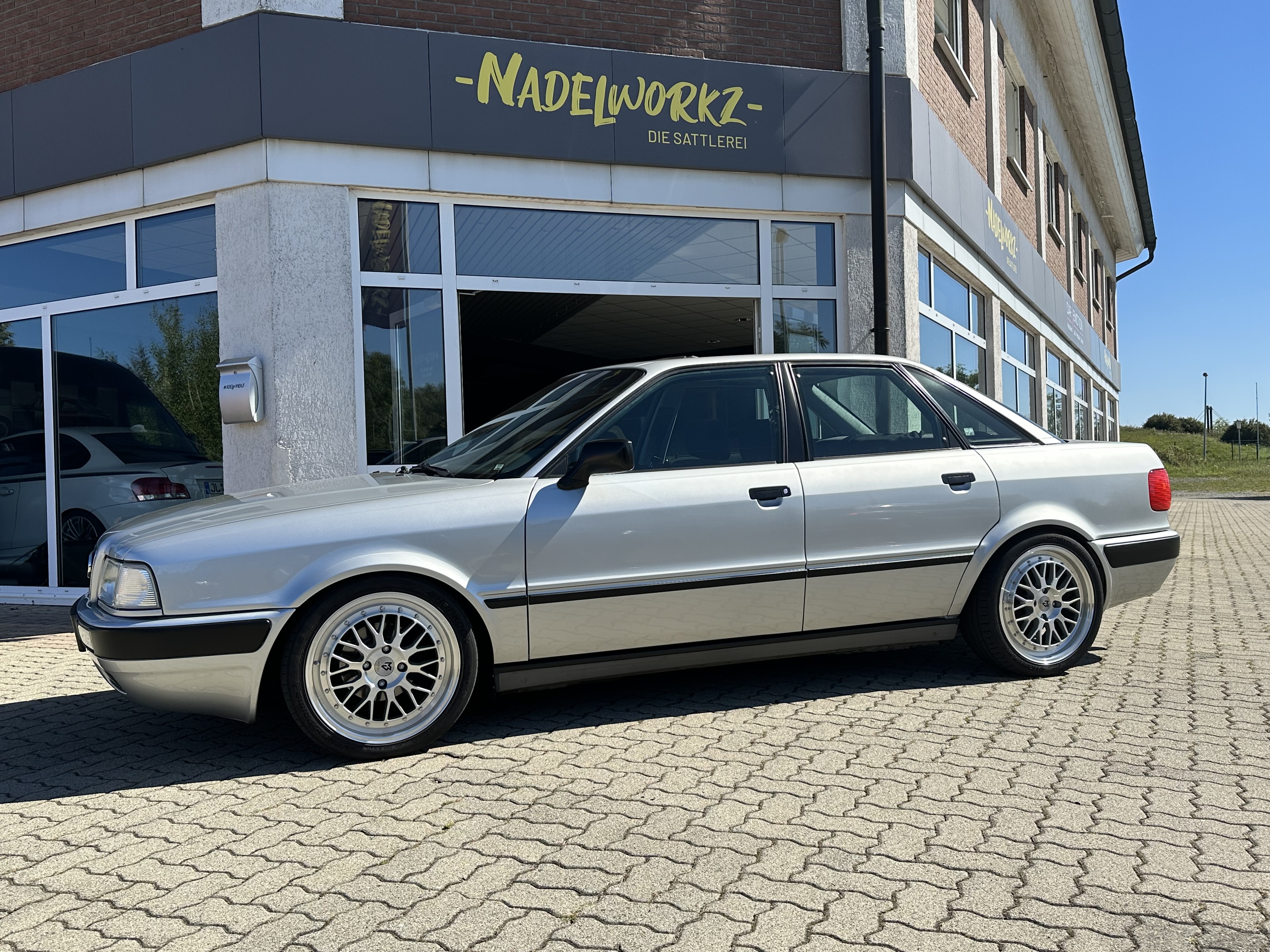 AUDI 80 Cabrio 2.8 with 17 inch mbDESIGN Wheels